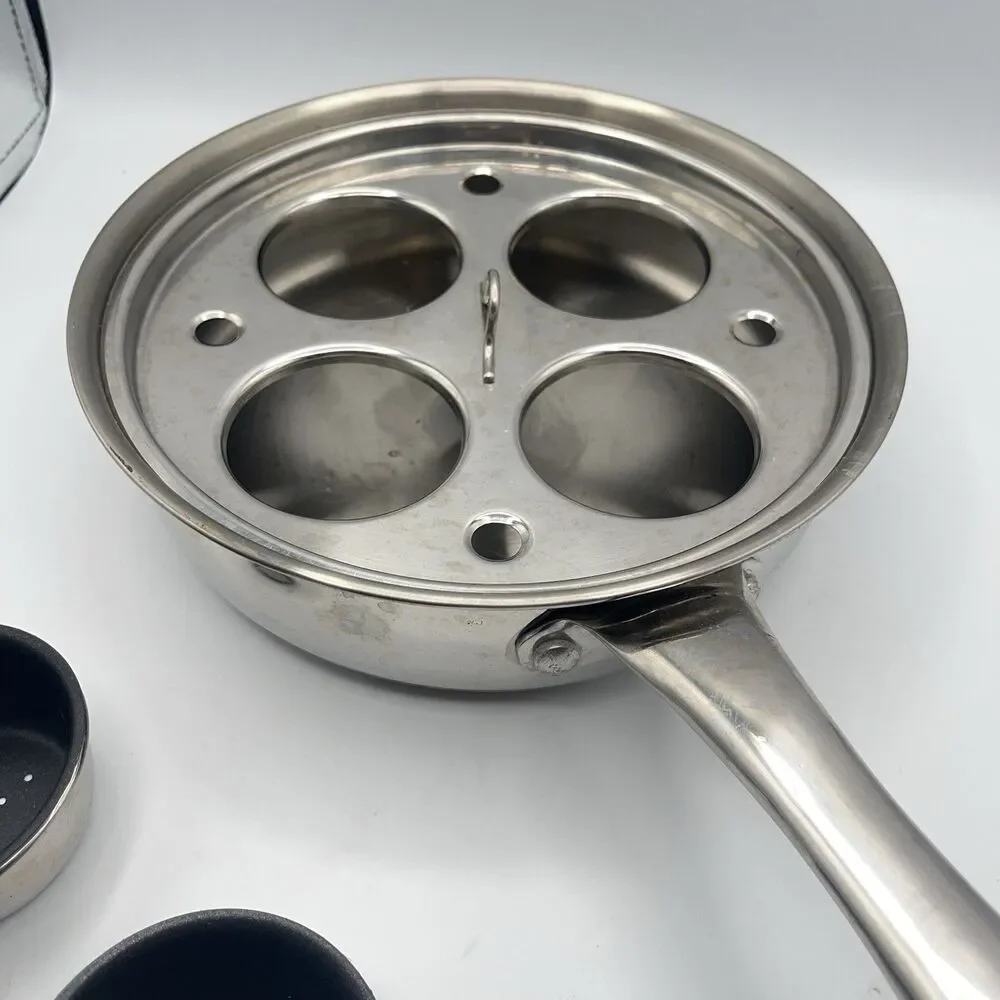 Belgique Tools of the Trade Gourmet With Glass Lid Egg Poacher Frying Pan